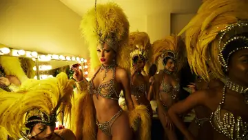 Backdrop to the movie "Taylor Swift | The Official Release Party of a Showgirl" #1184272